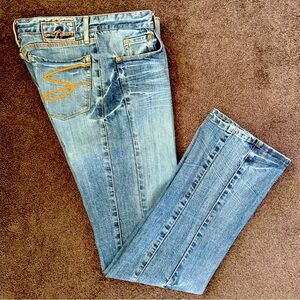 Vintage “Seven” Gold Digger Women’s Jeans / Great Condition! 🙌